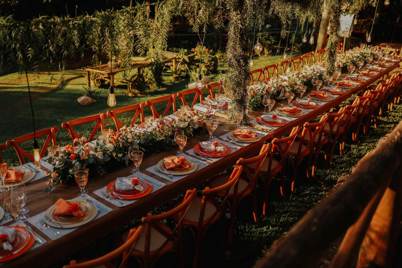 Langt havebord - find det perfekte til din have